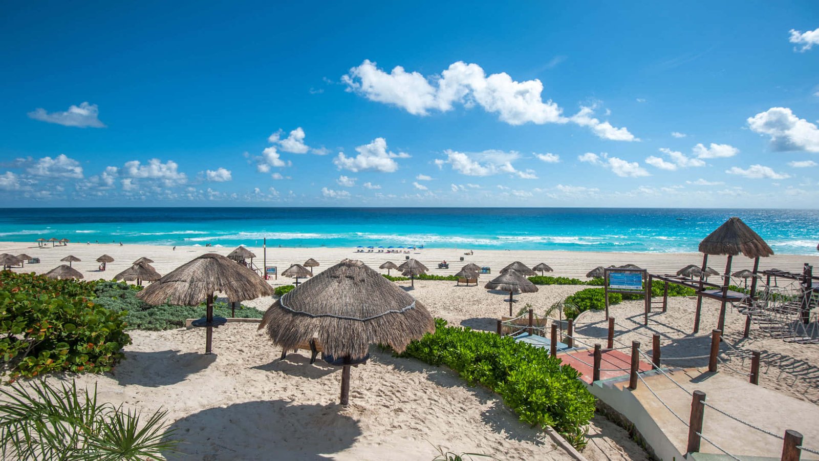 cancun-mexico-summer-beach-fkn6uaywv7qm7ryq