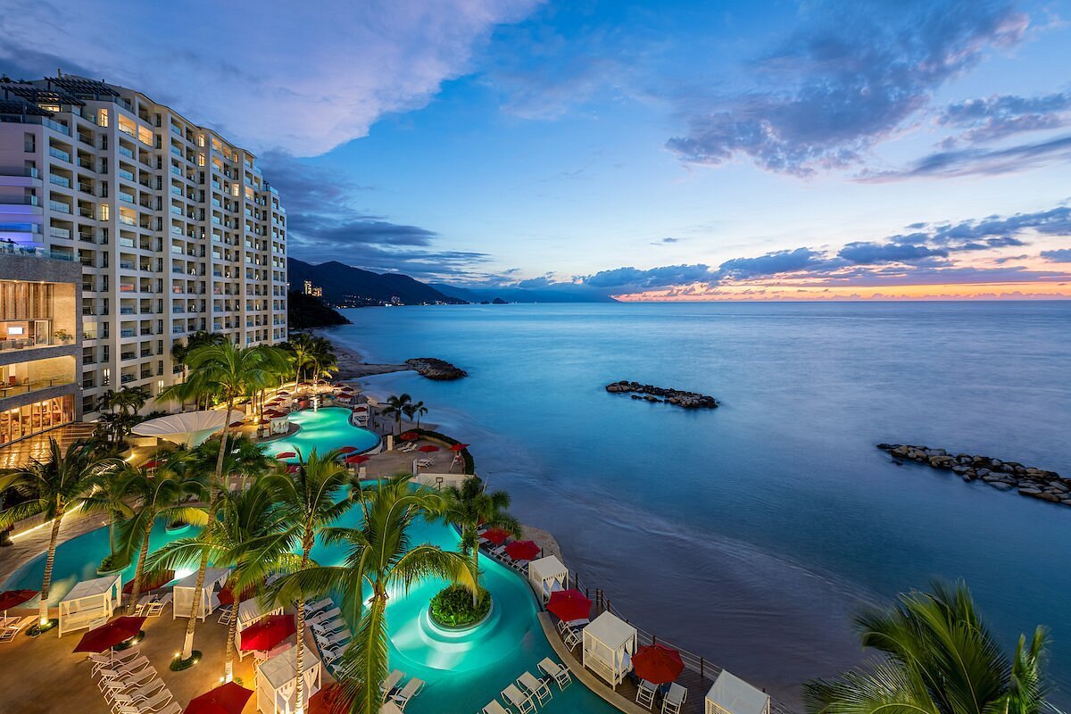 hilton Puerto Vallarta riviera at night